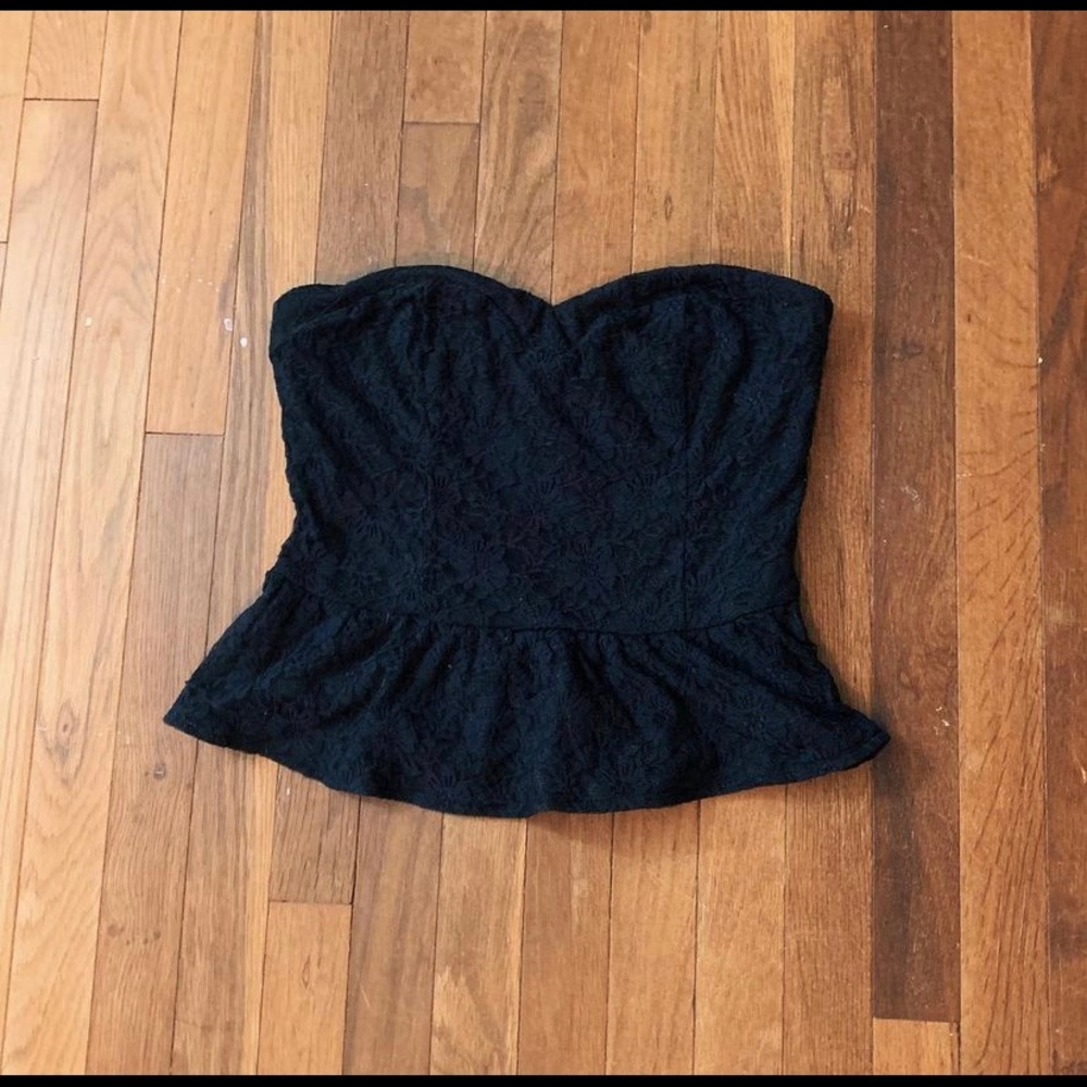 Lace black strapless top